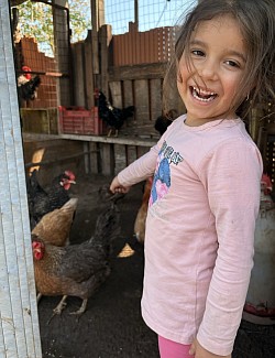 Un’occasione speciale per grandi e piccoli per conoscere da vicino la vita in fattoria!  👉 Ti aspettiamo per condividere insieme un momento genuino e divertente!